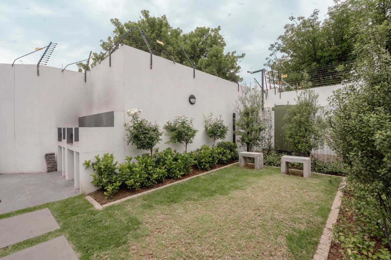 Tranquil Zen Oasis In Midrand: The Perfect Retreat